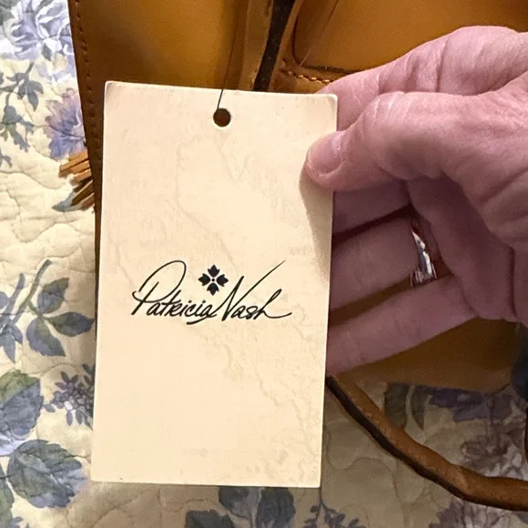 Patricia Nash Mustard Yellow Shoulder Bag - NWT - Picture 10 of 13